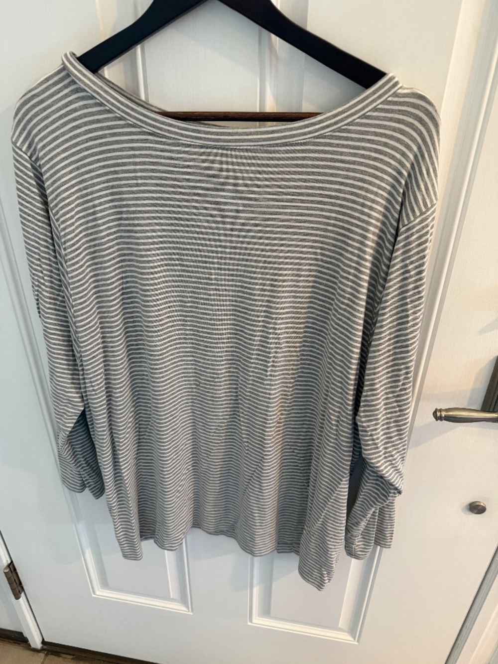 J. Jill Wearever collection grey and white scoop neck shirt
